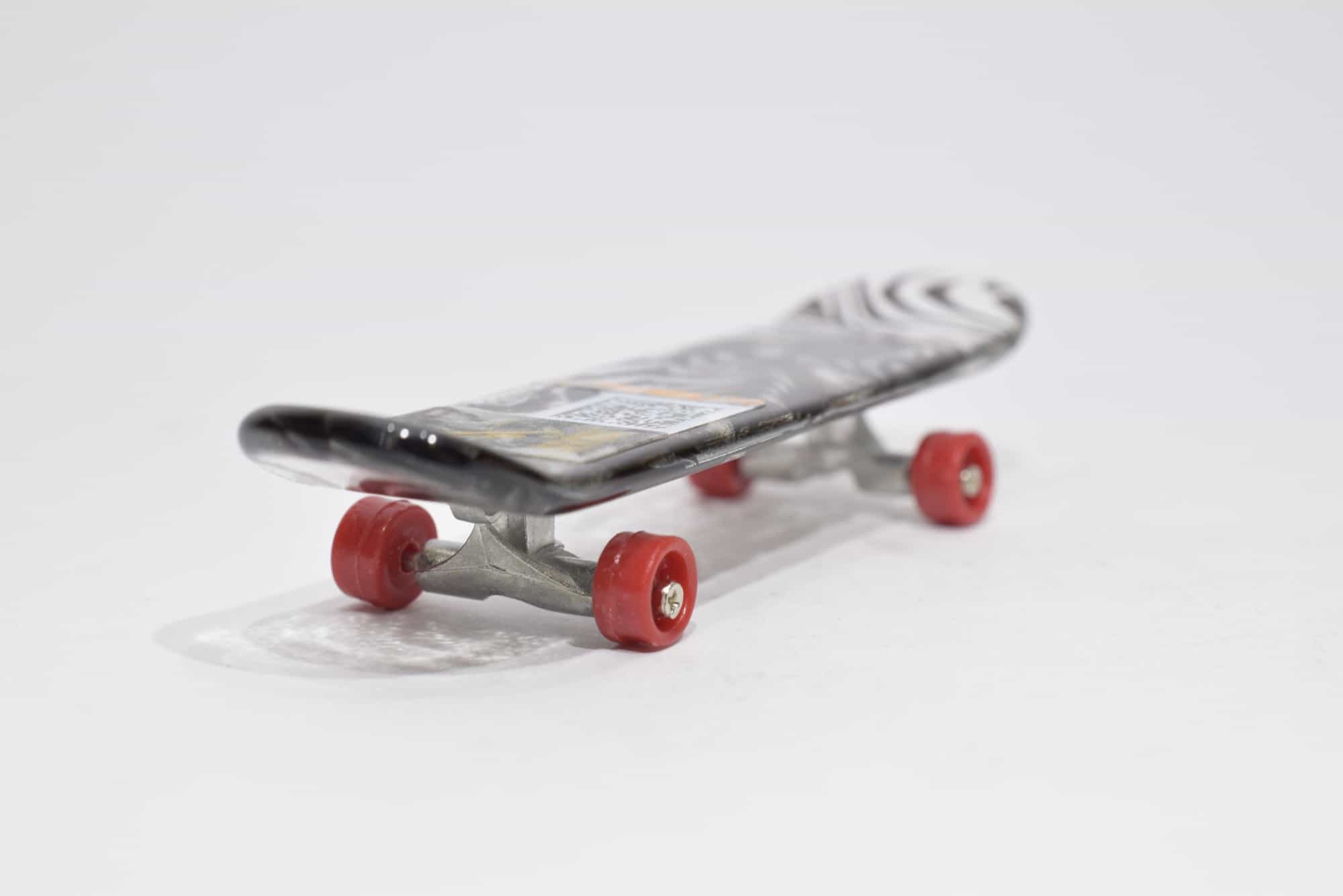 Murano Glass Skateboard - (Art. 10858)